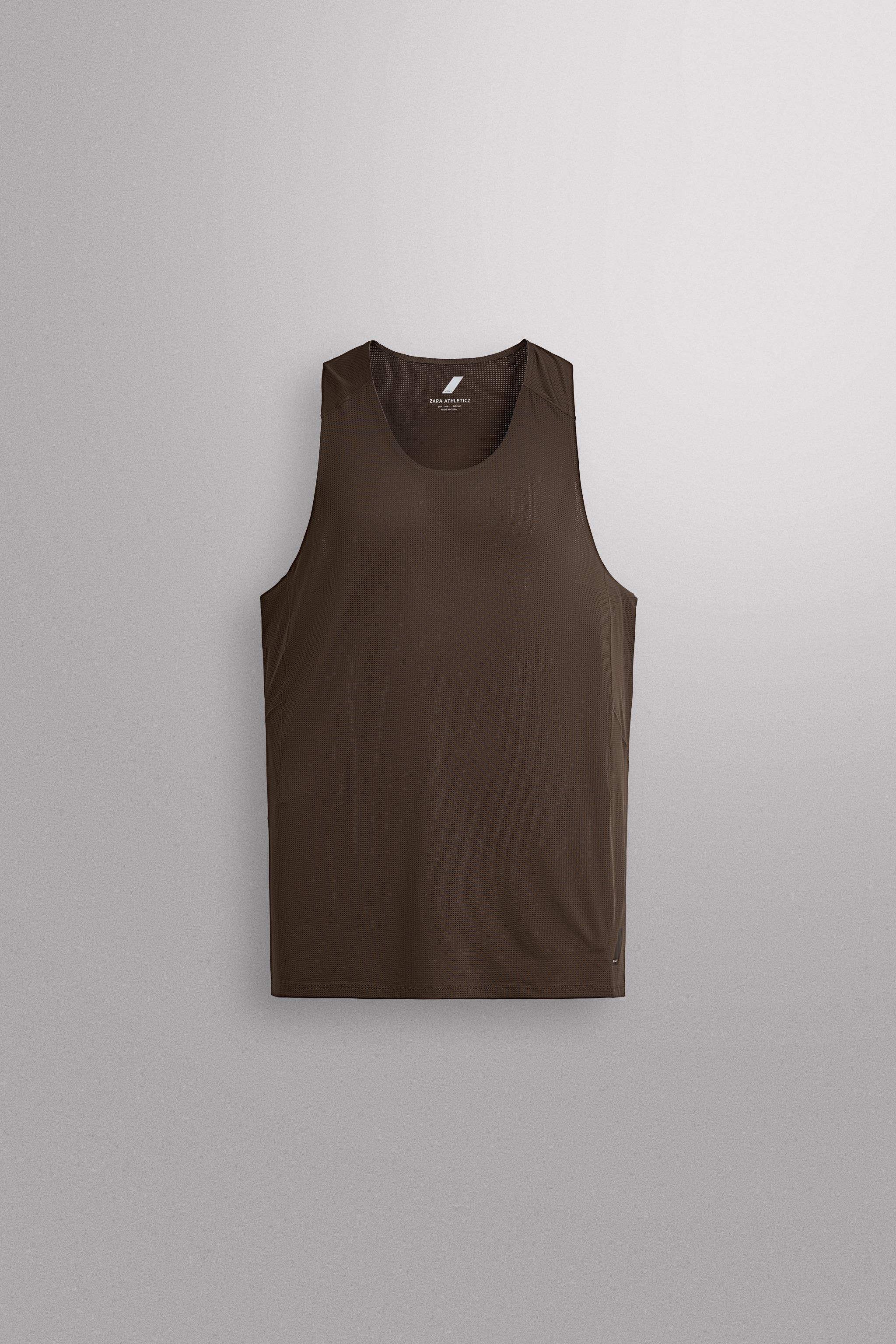LIGHTWEIGHT RUNNING TANK TOP